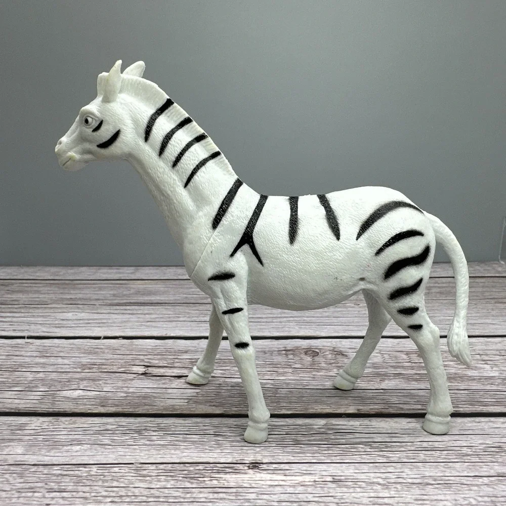 Vintage Greenbrier International Safari‎ Zoo Animal Plastic Zebra